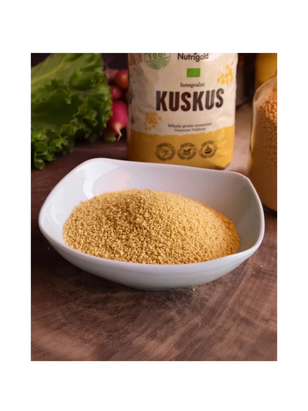 Nutrigold organic whole grain couscous in a transparent packaging of 1kg