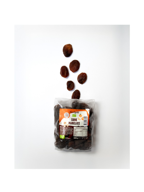 Nutrigold organic dried apricots in a transparent packaging of 500g