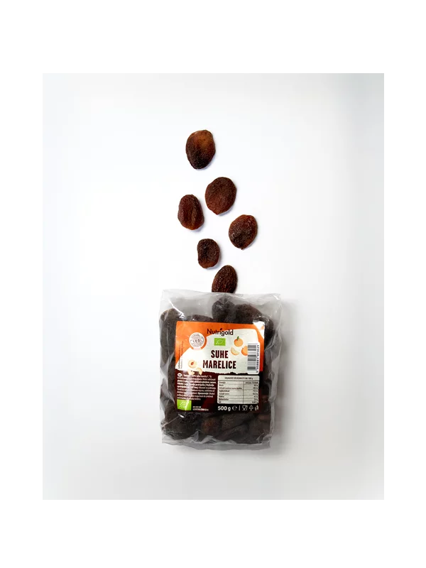 Nutrigold organic dried apricots in a transparent packaging of 500g