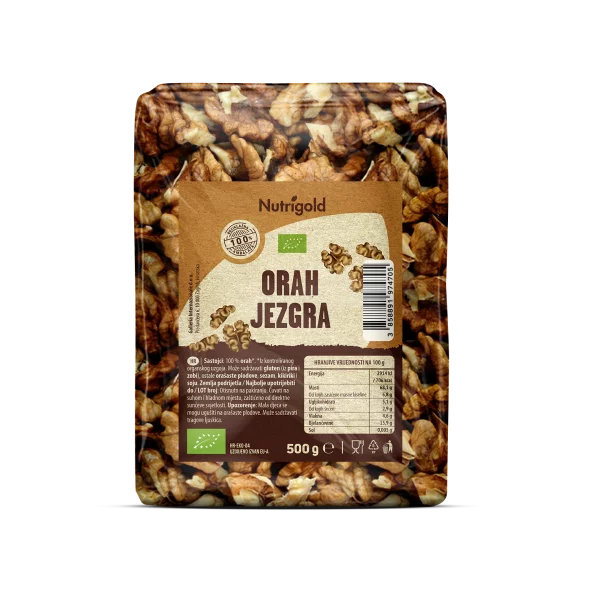 Nutrigold organic walnut halves in a transparent packaging of 500g