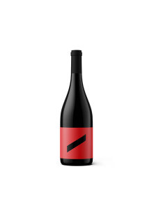 Red wine from Voštinić Klasnić winery in a dark 0,75l bottle with red label