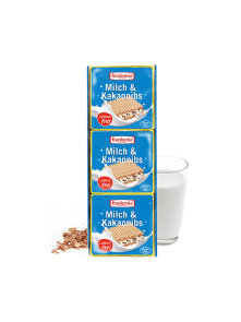 Frankonia lactose-free and cocoa nibs wafers in a packaging containing 3 wafers of 21g
