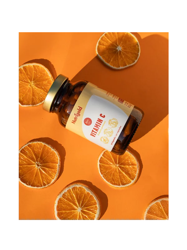 120 vegan capsules of Nutrigold vitamin C in a dark packaging