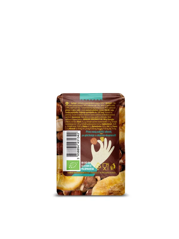 Nutrigold organic hazelnuts and banana chips in a NutriGO transparent packaging of 75g