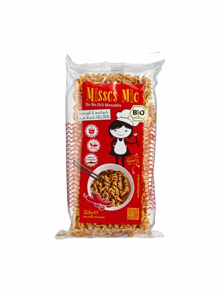 Misses & Mister Mie organic wheat noodles with chilli in a transparent packaging of 250g