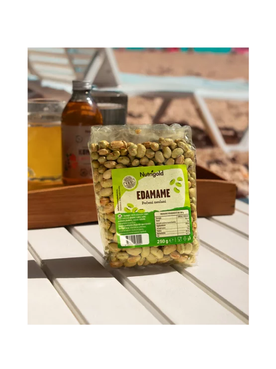 Nutrigold edamame in a transparent packaging of 250g