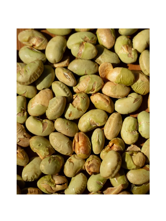 Nutrigold edamame in a transparent packaging of 250g