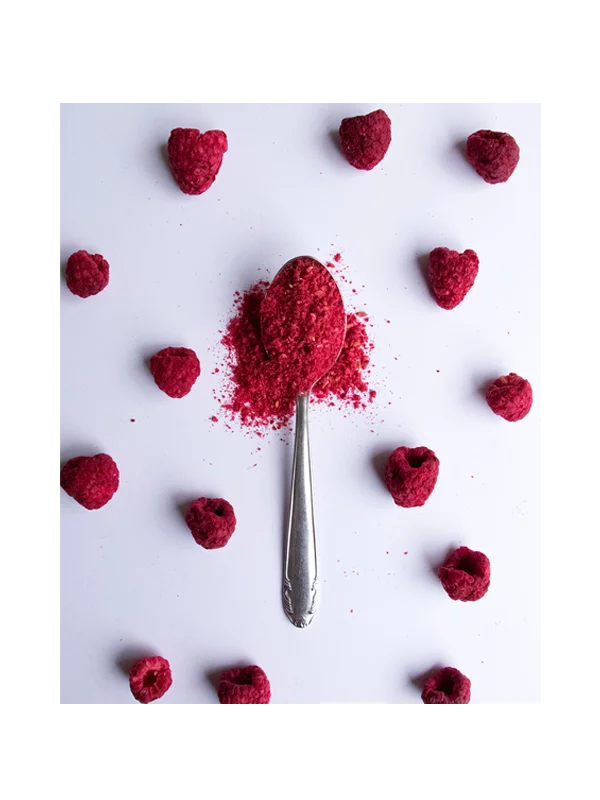 Nutrigold freeze-dried raspberries in a transparent packaging of 50g