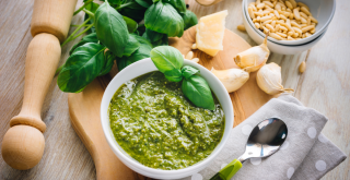 Seed pesto - the healthiest way to enrich soups, stews and salads