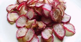 Crispy baked low carb radish chips