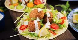 Wild garlic falafel - an adorable vegan snack