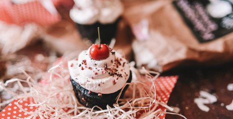 Chocolate cupcake - an enchanting black dessert