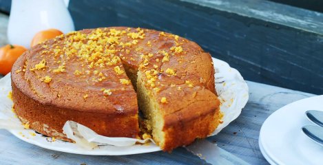 Have a great day with this mandarin cake