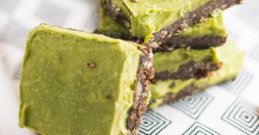 Chocolate avocado bars - your everyday treat