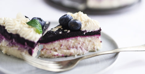 Blueberry Semolina Cake - Instashop