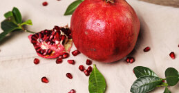 Enjoy pomegranate season and make the most of it!