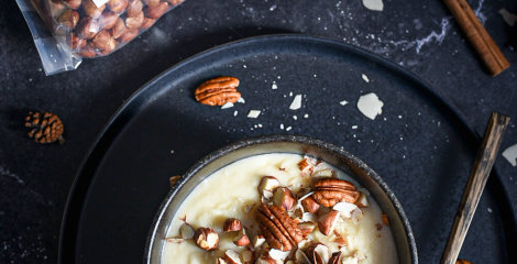 Grits (with banana and hazelnuts) - Instashop