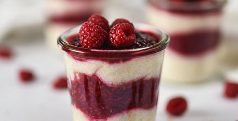 Spelt Grits with Raspberries